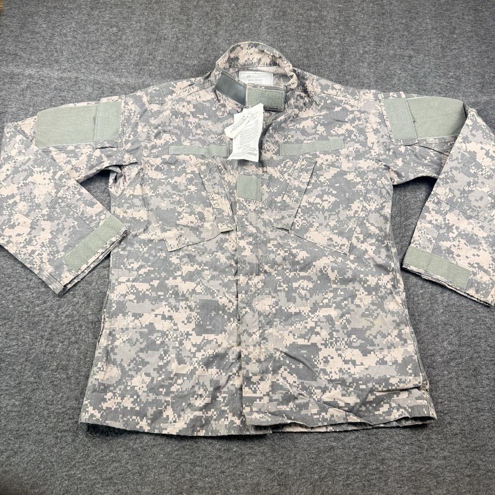 Army Combat Uniform Flame Resistant Coat Medium Reg UCP Digital Camouflage NEW